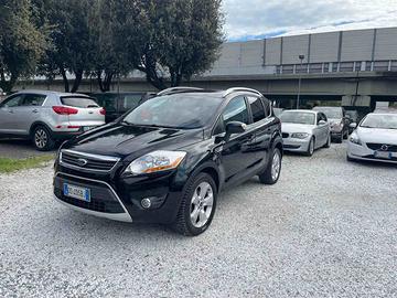 FORD KUGA - 4X4 - 4WD - TITANIUM