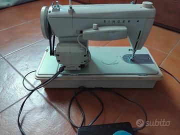 Macchina da cucire singer