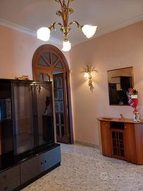 Camera/posto letto per studentesse/lavoratrici