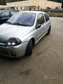 RENAULT Clio RS - 2000