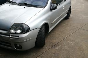 RENAULT Clio RS - 2000