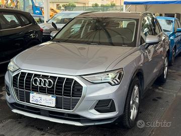 Audi Q3 35 TDI S tronic Business Advanced