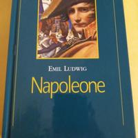 2 libri Napoleone=Hitler