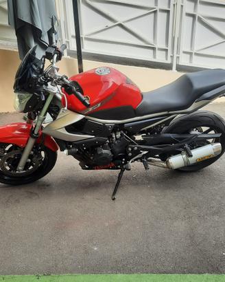 Moto yamaha XJ6 2010