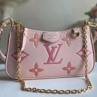 LOUIS VUITTON pouch Pelle di vacchetta85%di sconto