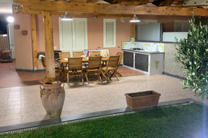 Appartamento con villetta