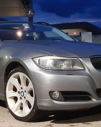 BMW 320d Touring E91 full optional, nuovo collaudo