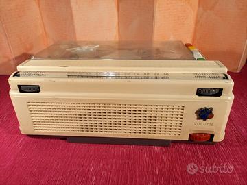 Registratore a valvole Geloso G257 del 1961