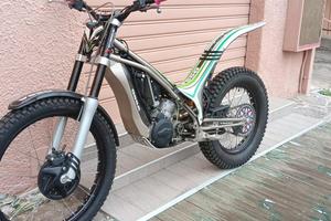 MOTO OSSA TRIAL