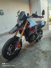 Aprilia Dorsoduro 750 Factory