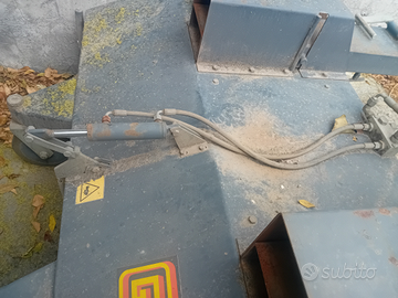 Spazzatrice per pavimenti