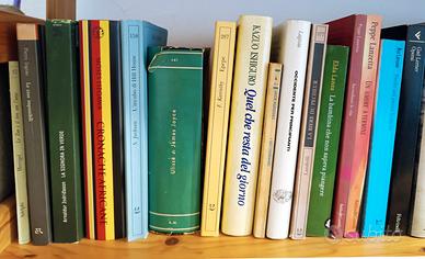 35 libri autori vari scaffale 2 G