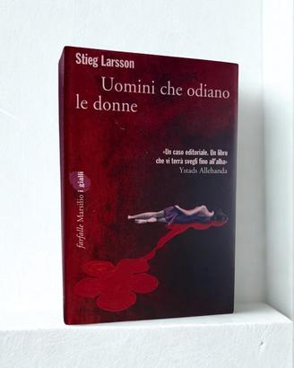 Libro Uomini che odiano le donne di Stieg Larsson