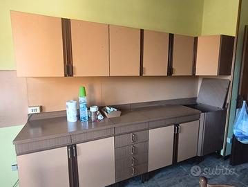 cucina vintage con forno e gas