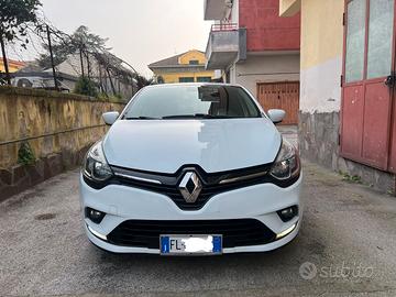 Renault Clio IV 1.5 dCi Energy Intens 90 CV