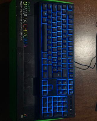 Tastiera da gaming Razer Ornata Chroma