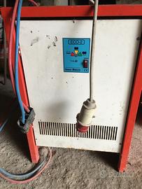 Carica batterie carrello elevatore Nuova Elettra