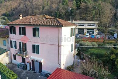 Appartamento Borgo a Mozzano [UG483FODVMCVRG]