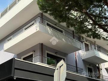 5 LOCALI A RICCIONE