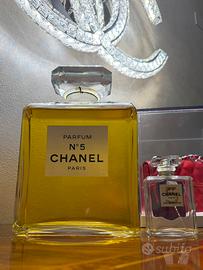 Chanel profumo da esposizione