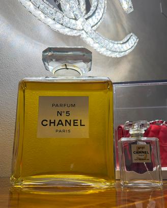 Chanel profumo da esposizione