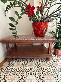 Tavolino in legno con base in marmo