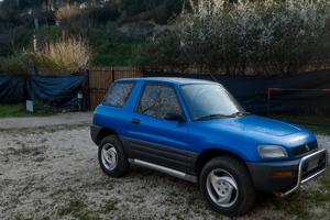 rav4 prima serie