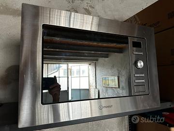 microonde da incasso Indesit