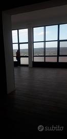 Locale commerciale/uso ufficio