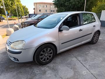 Volkswagen Golf 1.6 GPL #GM