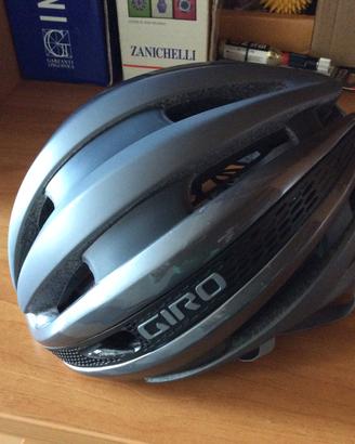 Casco GIRO Synthe