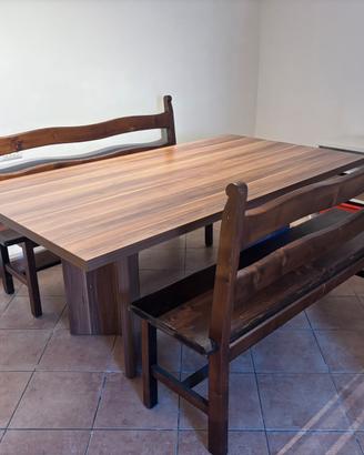 Tavolo + 2 panche in legno