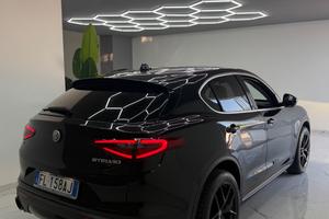 Alfa Romeo Stelvio 2.0 Turbo 280 CV AT8 Q4 Super