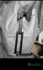 braccio TV con snodo 