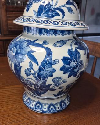 Vaso in porcellana 