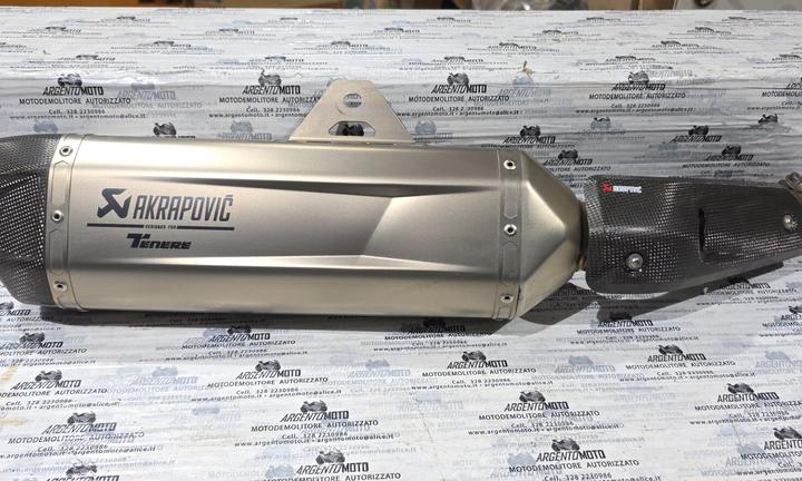 YAMAHA Akrapovic terminale scarico Slip-on Titaniu