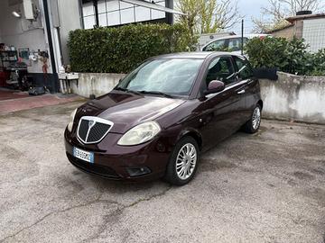Lancia Ypsilon 1.4 Oro Ecochic GPL