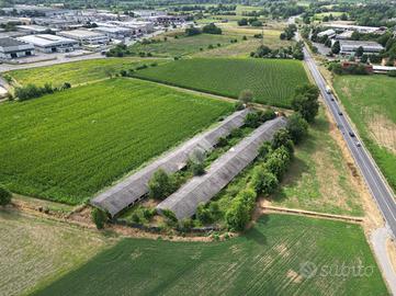 CAPANNONE A MANERBIO