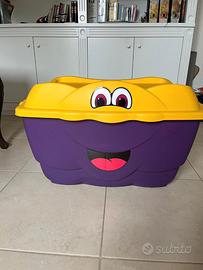 Baule per giocattoli