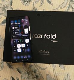Motorola Razr Fold 16/512 Gb perfetto con motocare
