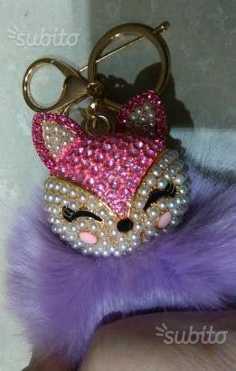 Portachiavi a forma di gattino rosa e lilla