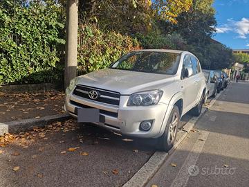 Toyota RAV4 2.2 D-CAT 177 CV Luxury (2009)