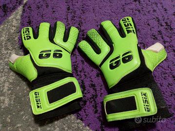 guanti da portiere usati