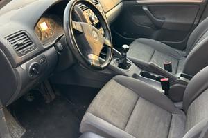 Golf 1900cc 105 cv 77kw