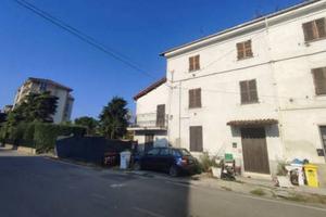 Immobile in asta di 172 m² con 3 locali a Rivalta 