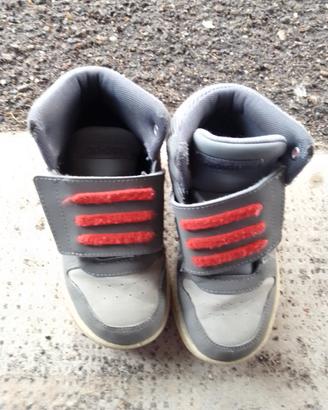 Adidas bambino/a strappo 27