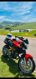 APRILIA SHIVER 750