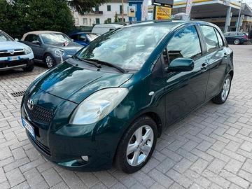 TOYOTA Yaris 2ª serie Yaris 1.3 5 porte M-MT Sol