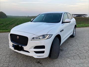 Jaguar F-Pace 2.0d Pure AWD