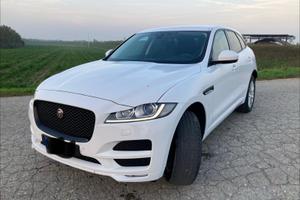 Jaguar F-Pace 2.0d Pure